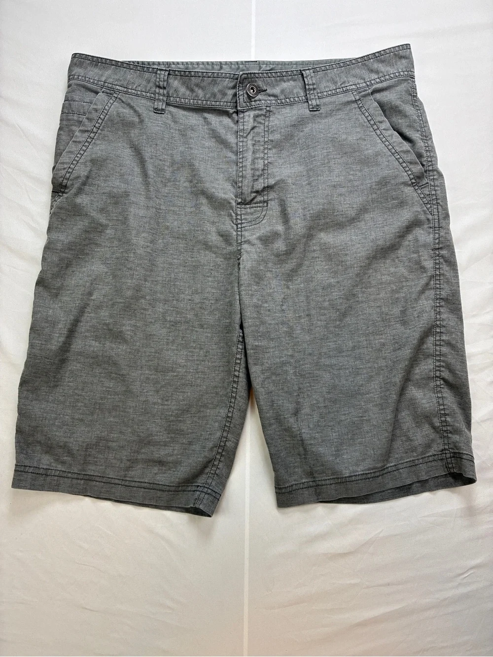 Prana Furrow Mens Gray Flat Front Casual Shorts